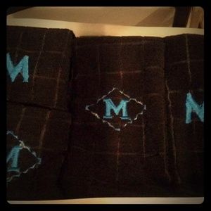 Monogrammed towel set